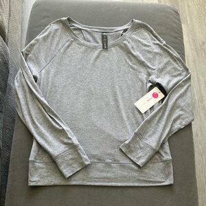 Yogalicious  Athletic Yoga Open Back Long Sleeve Top